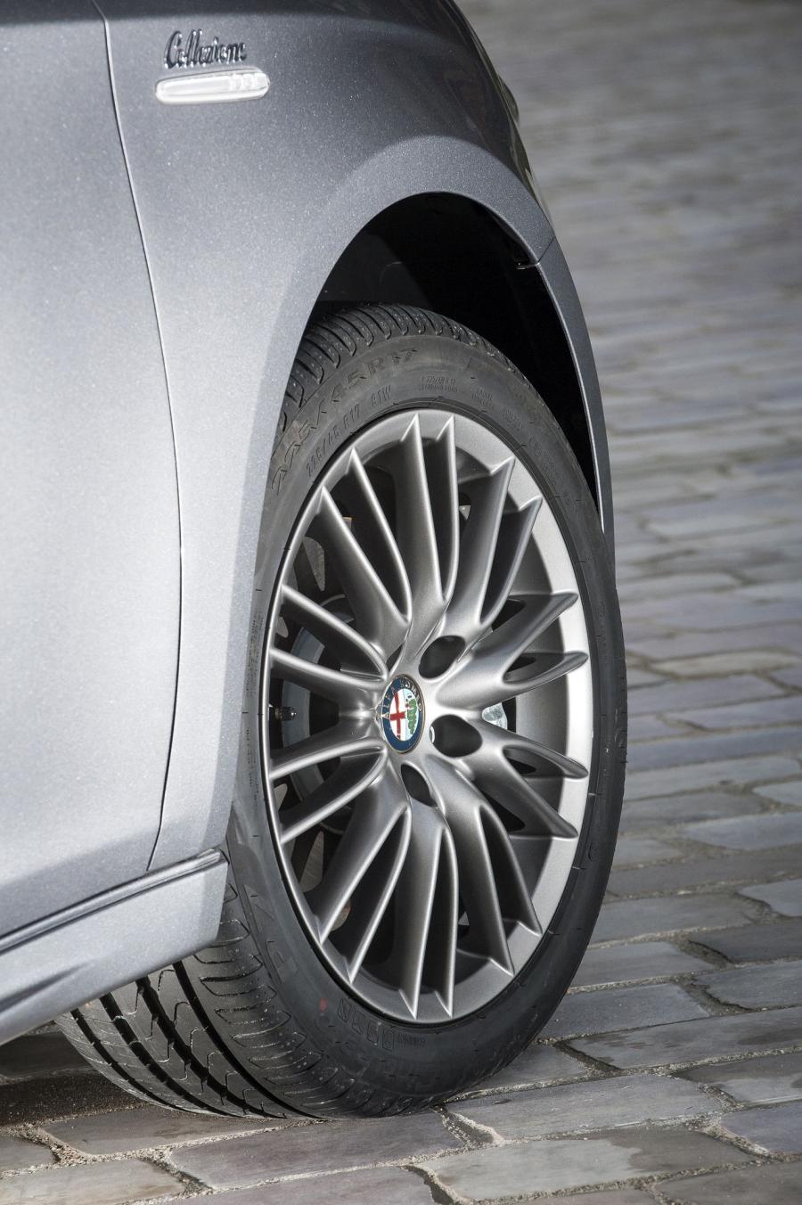 Колеса Alfa Romeo Giulietta Collezione (940) 2012 года  (фото 5 из 15)